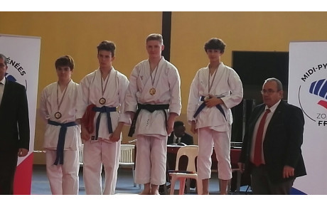 Clément LECLERE champion COUPE ZID MIDI-PYRÉNÉES HONNEUR KATA le 03/02/2018 à Castres